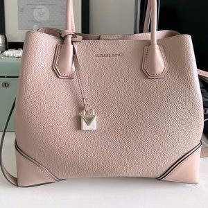 Michael Kors bag pink